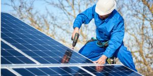 Installation Maintenance Panneaux Solaires Photovoltaïques à Crespy-le-Neuf